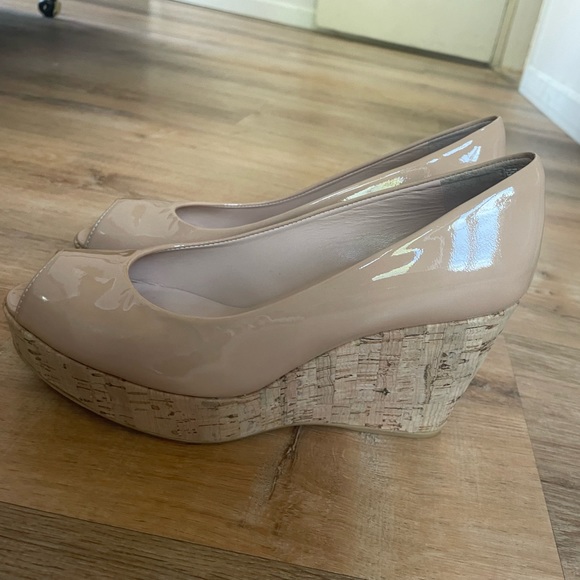Stuart Weitzman Anna wedge - Picture 3 of 5